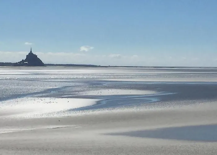 Proximite De La Baie Du Mont Michel Avranches
